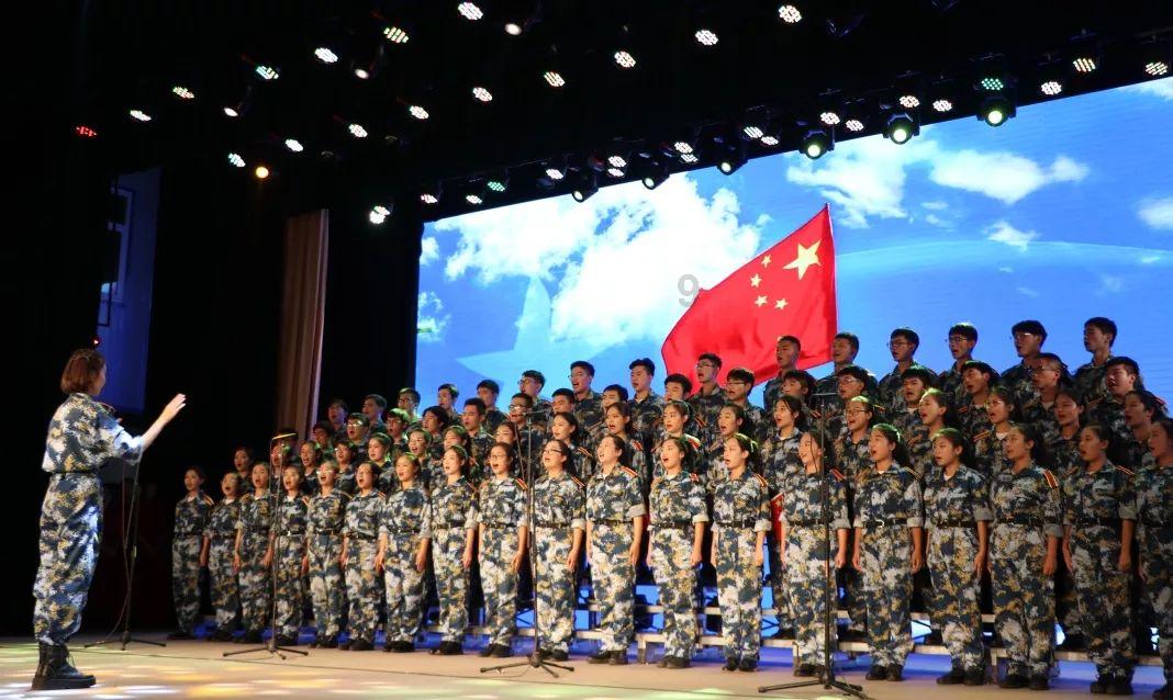 时尚的詹娜